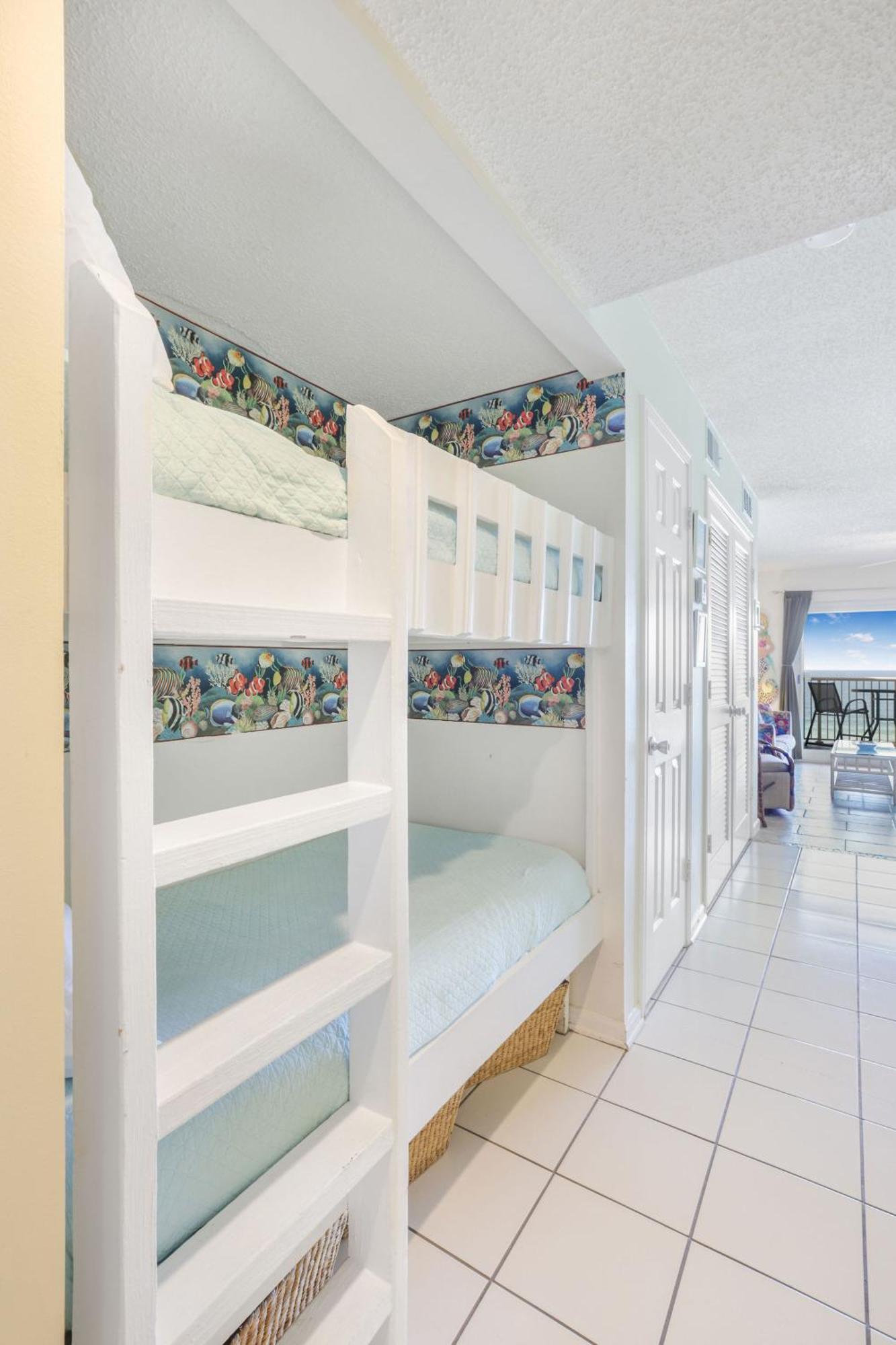 Tradewinds 602- Beachfront Heated Indoor Pool オレンジ・ビーチ エクステリア 写真