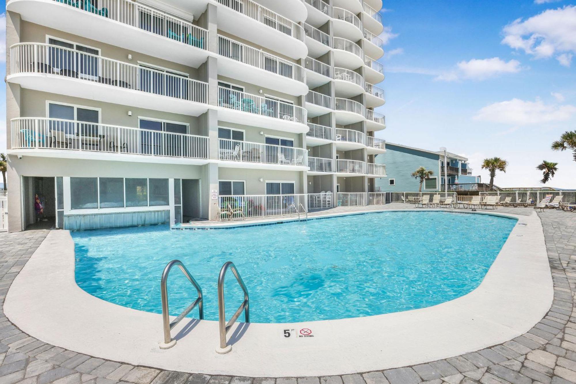 Tradewinds 602- Beachfront Heated Indoor Pool オレンジ・ビーチ エクステリア 写真
