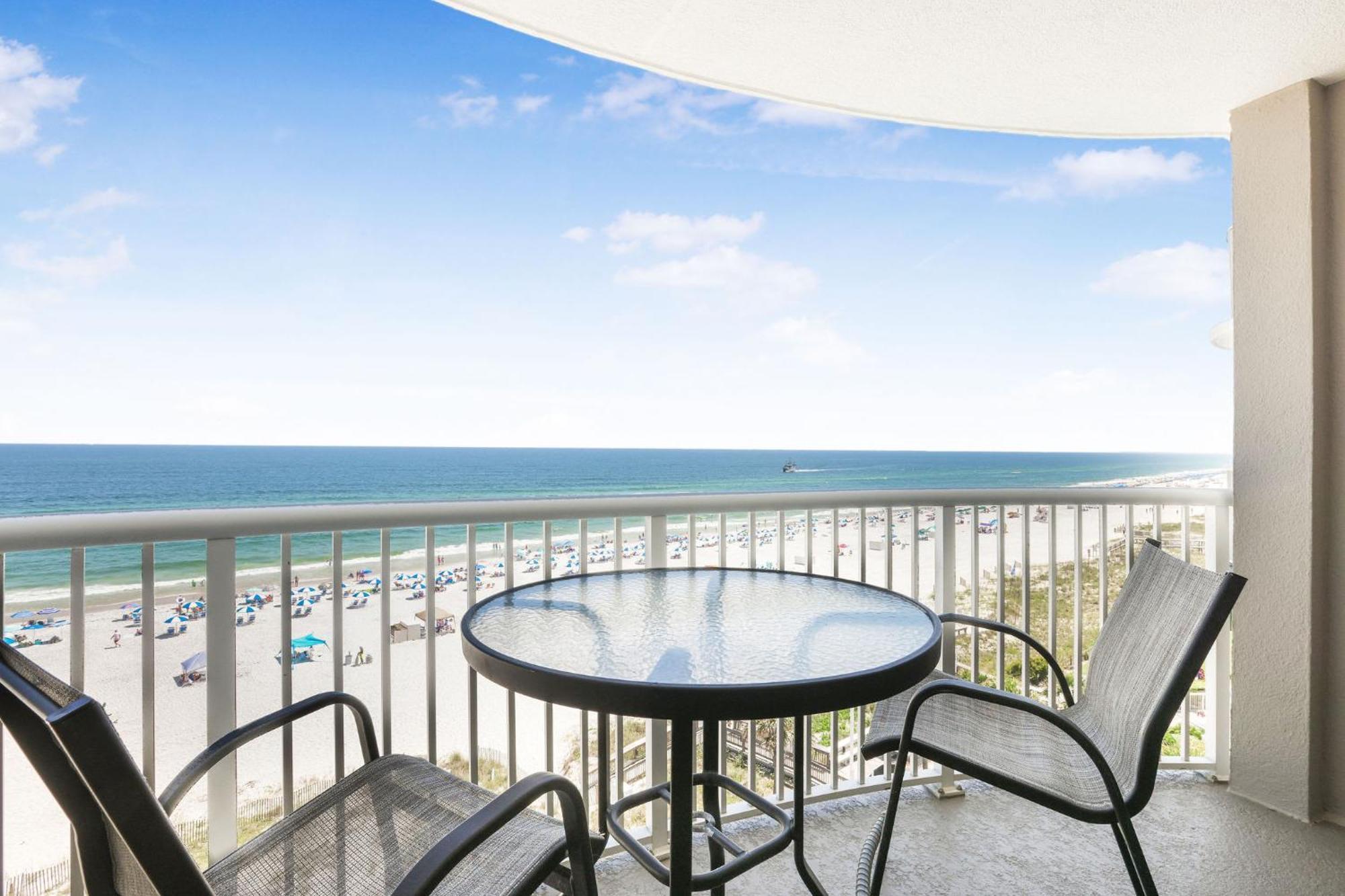 Tradewinds 602- Beachfront Heated Indoor Pool オレンジ・ビーチ エクステリア 写真